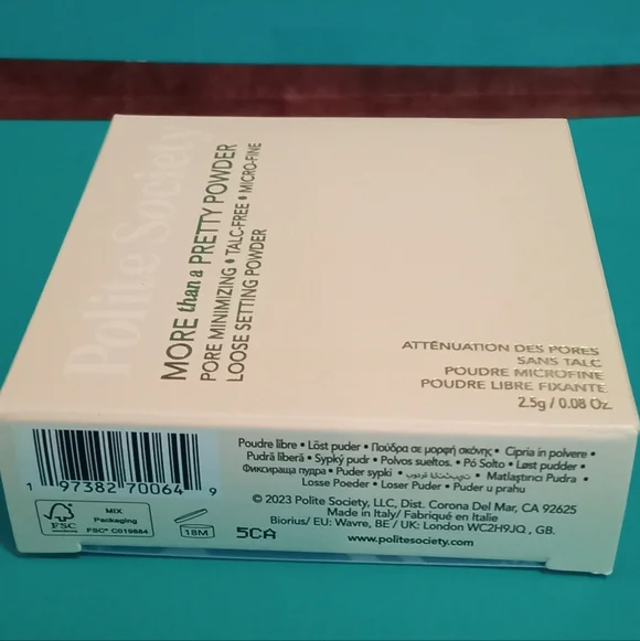 Polite Society Makeup Set with Pouch - Picture 16 of 16